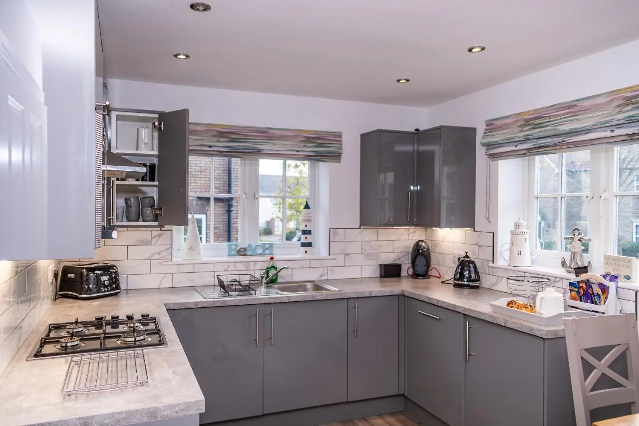Holiday home Rockpool Cottage The Bay Filey, 3 Bed Sleeps 6 Dog Friendly